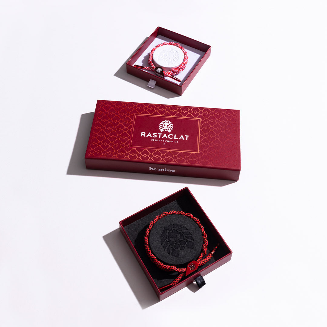 "Love" Magnetic Heart Bracelet Set